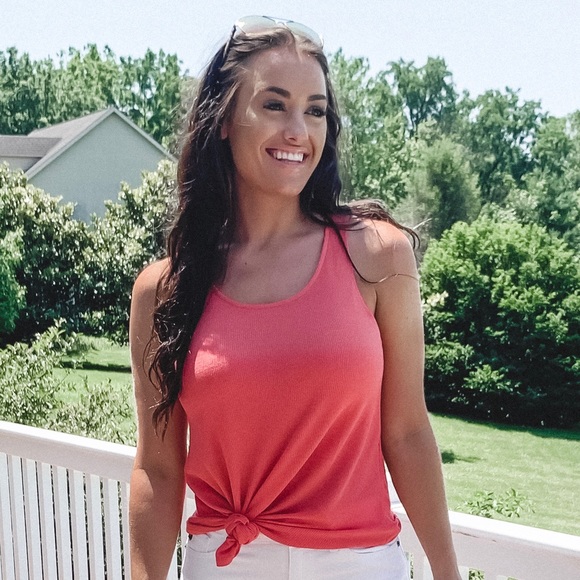 Brielle Coral Tank - Picture 1 of 4